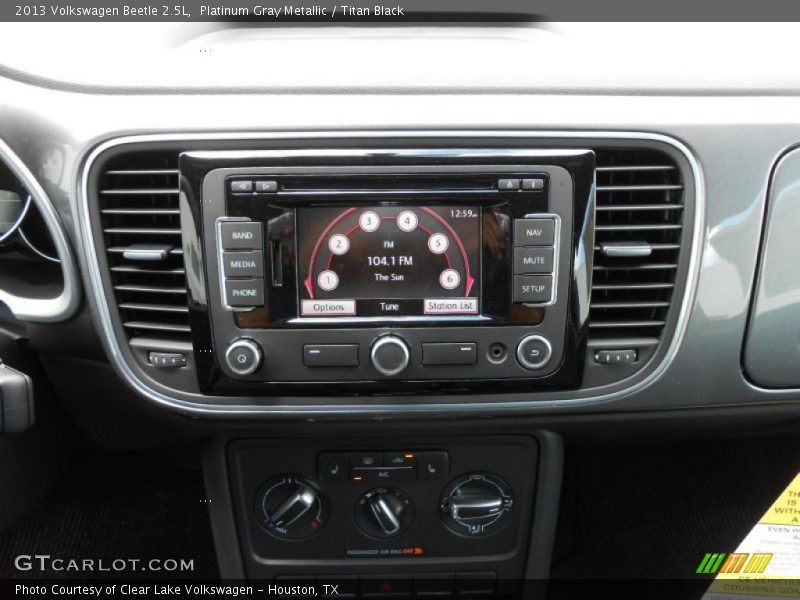Platinum Gray Metallic / Titan Black 2013 Volkswagen Beetle 2.5L