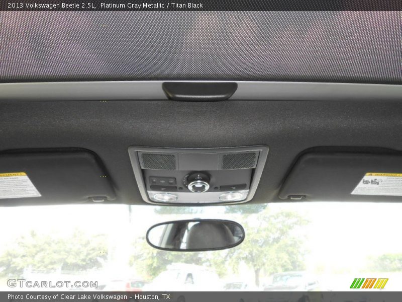 Platinum Gray Metallic / Titan Black 2013 Volkswagen Beetle 2.5L