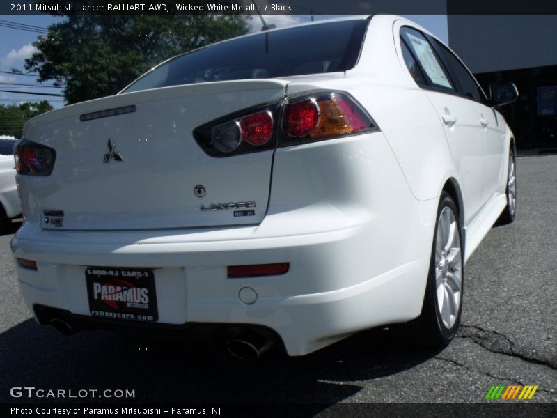 Wicked White Metallic / Black 2011 Mitsubishi Lancer RALLIART AWD