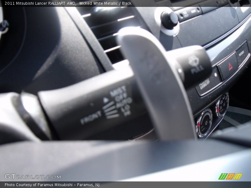 Wicked White Metallic / Black 2011 Mitsubishi Lancer RALLIART AWD