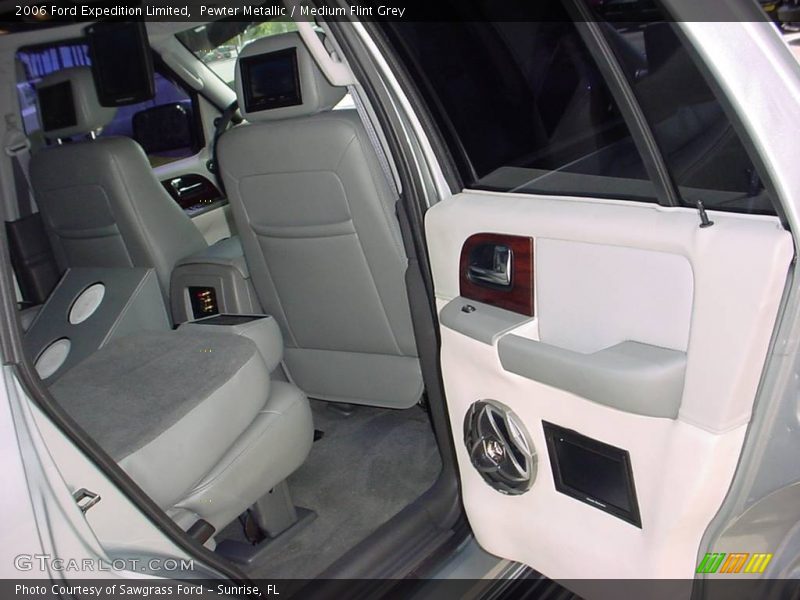 Pewter Metallic / Medium Flint Grey 2006 Ford Expedition Limited