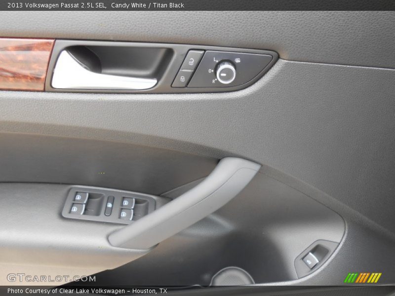 Controls of 2013 Passat 2.5L SEL