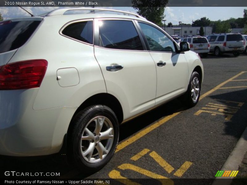 Phantom White / Black 2010 Nissan Rogue SL AWD