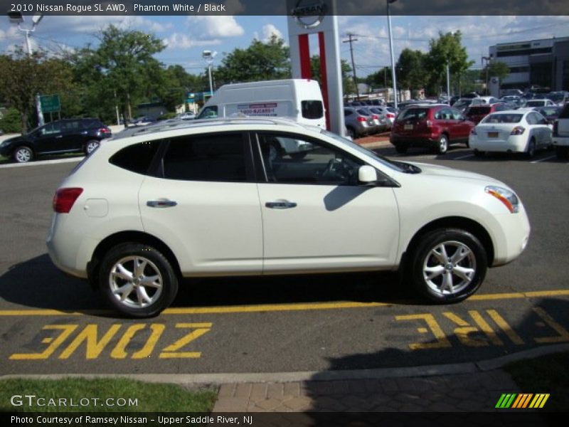 Phantom White / Black 2010 Nissan Rogue SL AWD