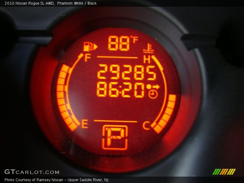 Phantom White / Black 2010 Nissan Rogue SL AWD