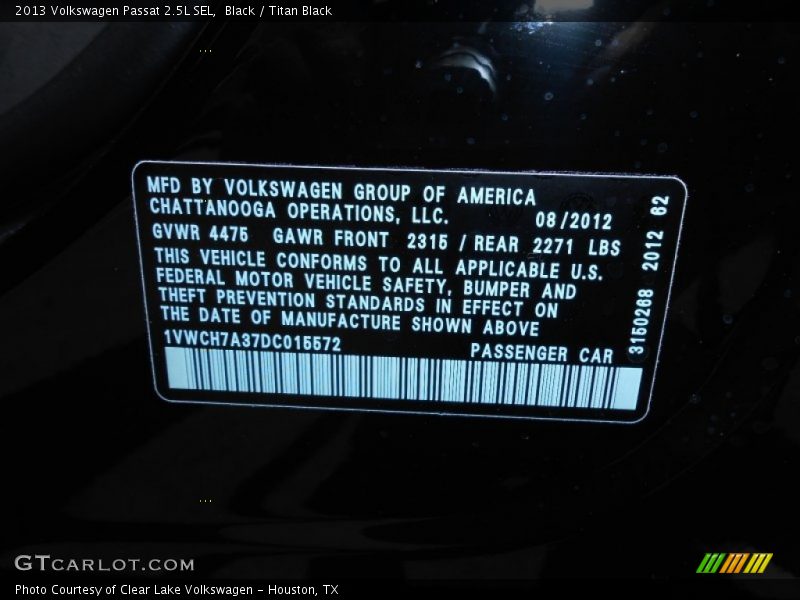 Black / Titan Black 2013 Volkswagen Passat 2.5L SEL