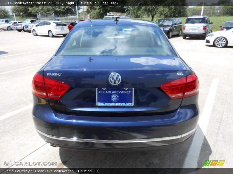 Night Blue Metallic / Titan Black 2013 Volkswagen Passat 2.5L SEL