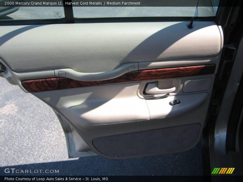 Harvest Gold Metallic / Medium Parchment 2000 Mercury Grand Marquis LS