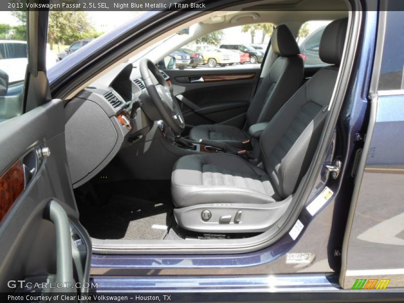 Night Blue Metallic / Titan Black 2013 Volkswagen Passat 2.5L SEL