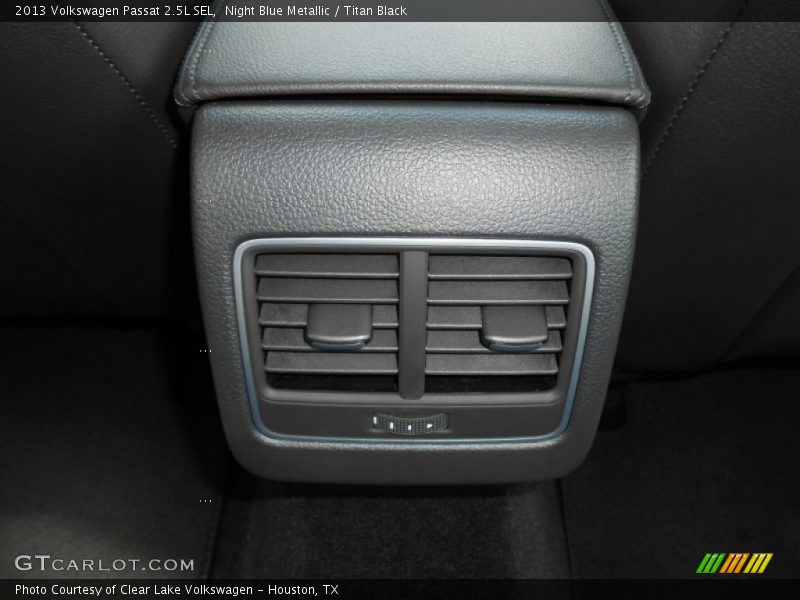 Night Blue Metallic / Titan Black 2013 Volkswagen Passat 2.5L SEL