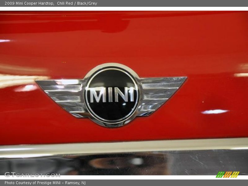 Chili Red / Black/Grey 2009 Mini Cooper Hardtop
