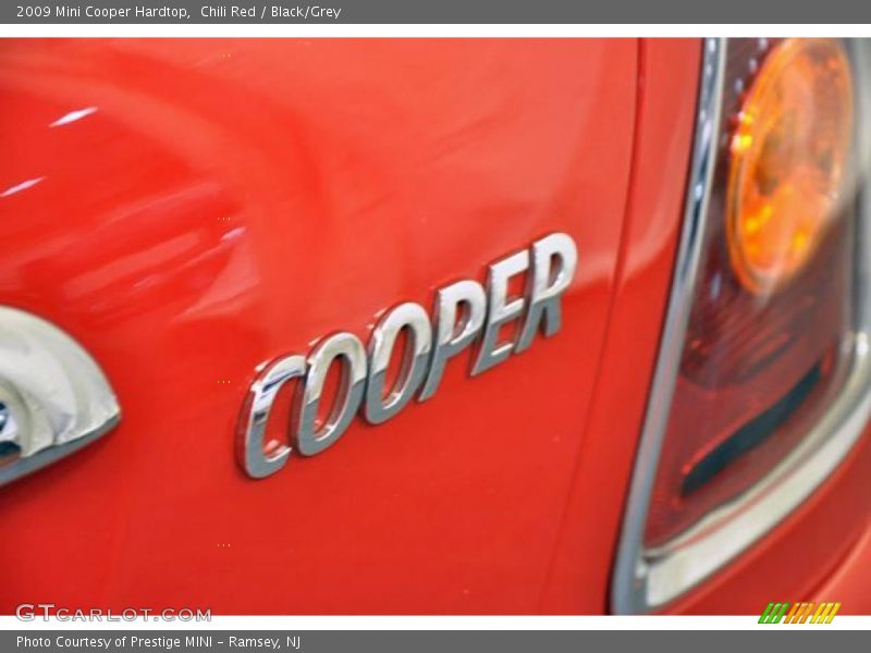 Chili Red / Black/Grey 2009 Mini Cooper Hardtop