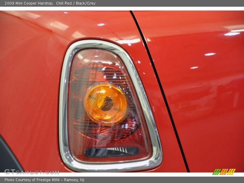 Chili Red / Black/Grey 2009 Mini Cooper Hardtop