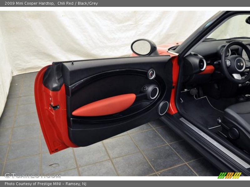 Chili Red / Black/Grey 2009 Mini Cooper Hardtop