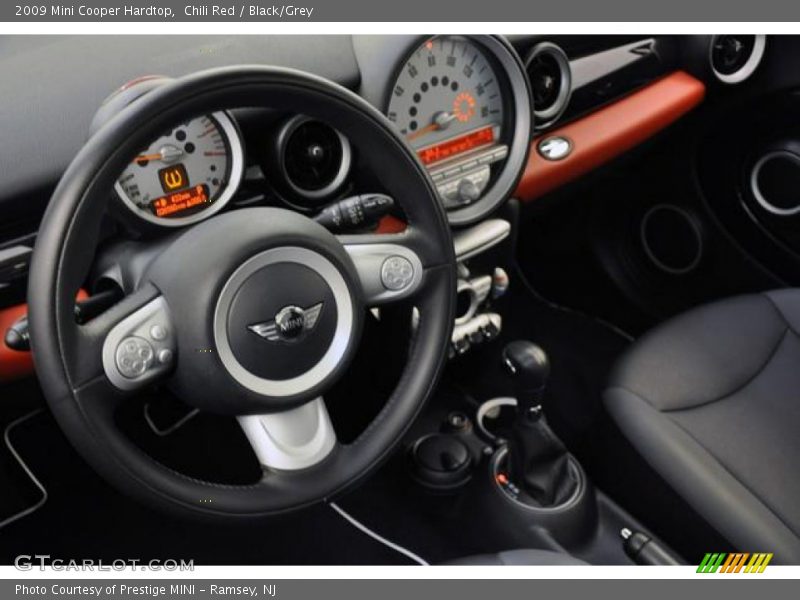 Chili Red / Black/Grey 2009 Mini Cooper Hardtop