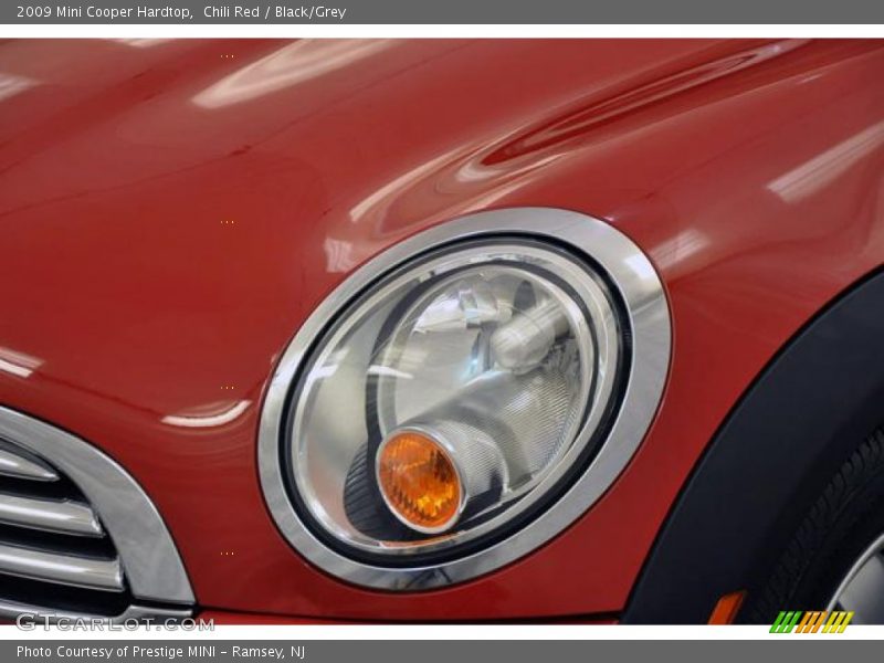 Chili Red / Black/Grey 2009 Mini Cooper Hardtop