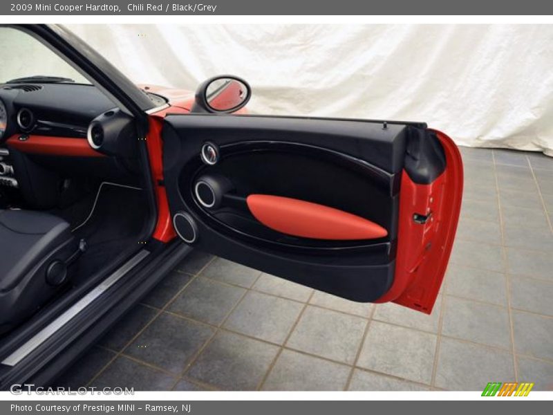 Chili Red / Black/Grey 2009 Mini Cooper Hardtop