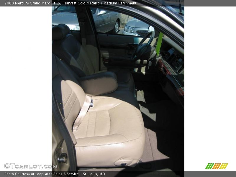 Harvest Gold Metallic / Medium Parchment 2000 Mercury Grand Marquis LS