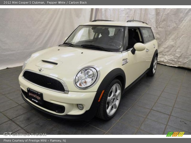 Pepper White / Carbon Black 2012 Mini Cooper S Clubman