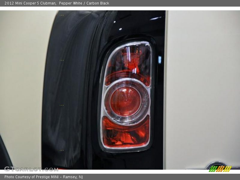 Pepper White / Carbon Black 2012 Mini Cooper S Clubman