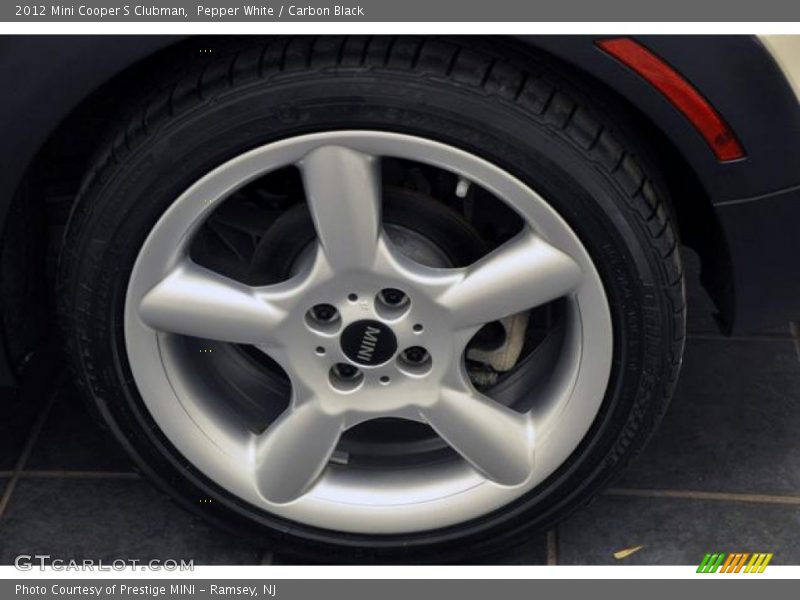 Pepper White / Carbon Black 2012 Mini Cooper S Clubman