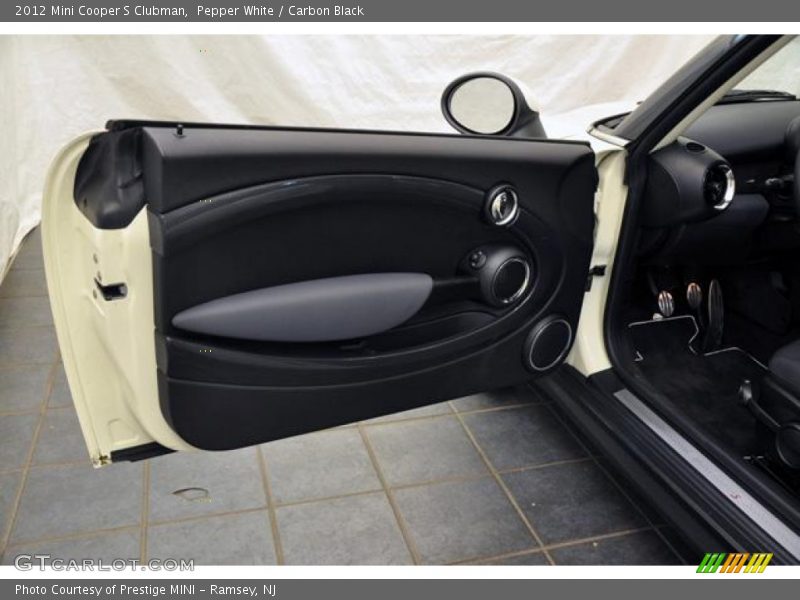 Pepper White / Carbon Black 2012 Mini Cooper S Clubman