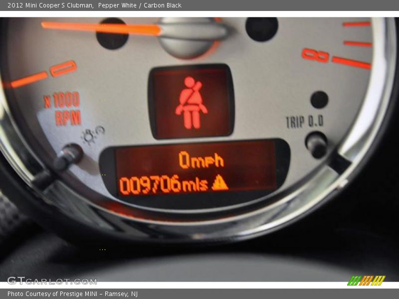 Pepper White / Carbon Black 2012 Mini Cooper S Clubman