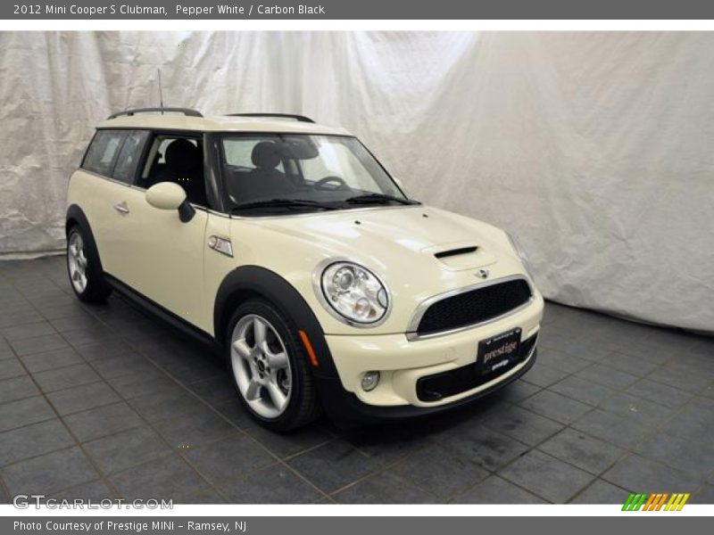 Pepper White / Carbon Black 2012 Mini Cooper S Clubman