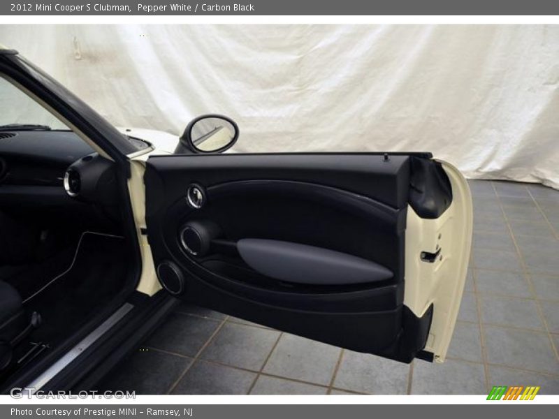 Pepper White / Carbon Black 2012 Mini Cooper S Clubman