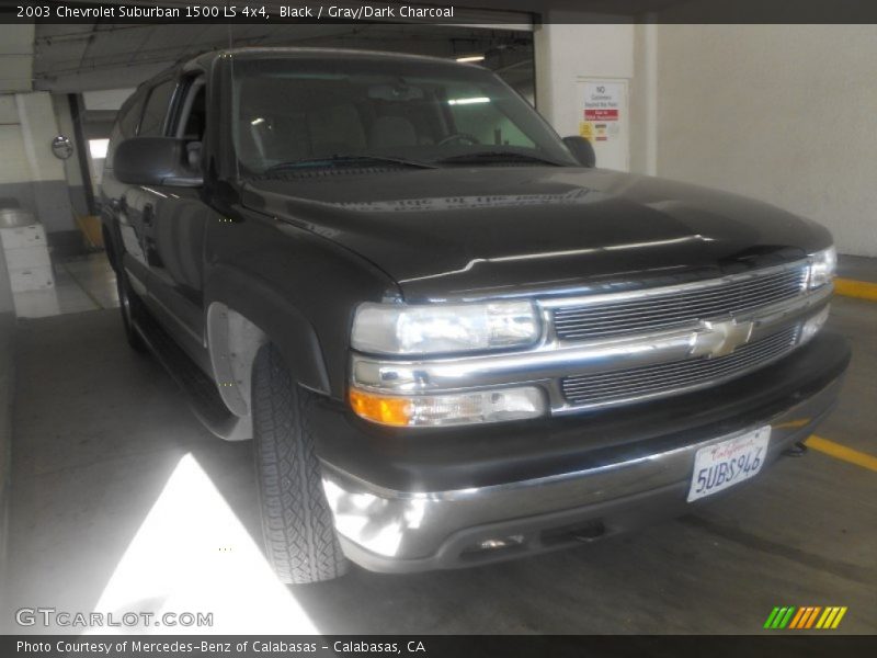 Black / Gray/Dark Charcoal 2003 Chevrolet Suburban 1500 LS 4x4