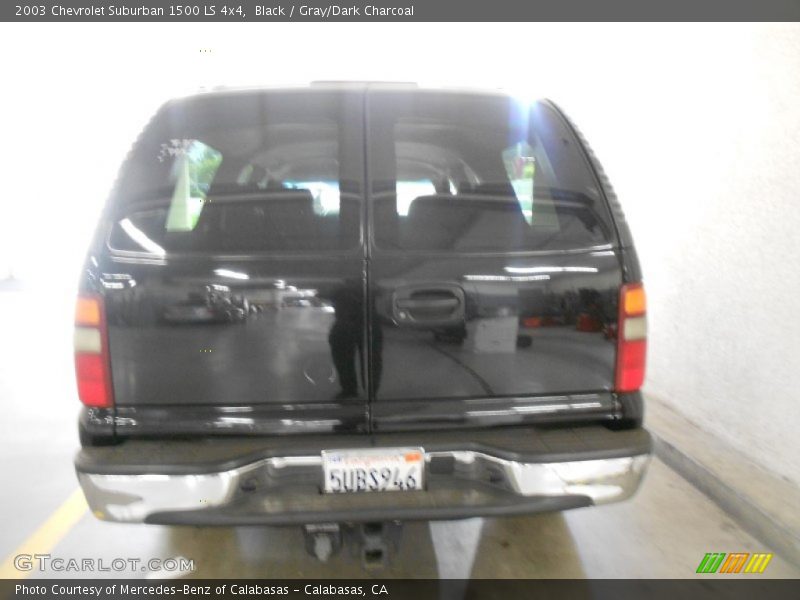 Black / Gray/Dark Charcoal 2003 Chevrolet Suburban 1500 LS 4x4