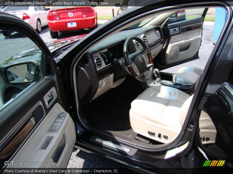 Tuxedo Black Metallic / Light Stone 2009 Lincoln MKZ Sedan