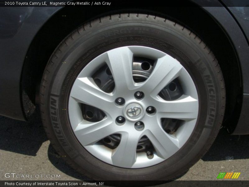 Magnetic Gray Metallic / Ash Gray 2010 Toyota Camry LE
