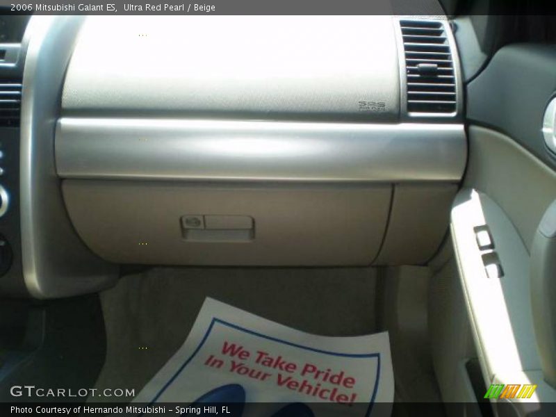 Ultra Red Pearl / Beige 2006 Mitsubishi Galant ES