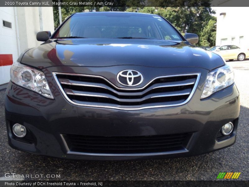 Magnetic Gray Metallic / Ash Gray 2010 Toyota Camry XLE