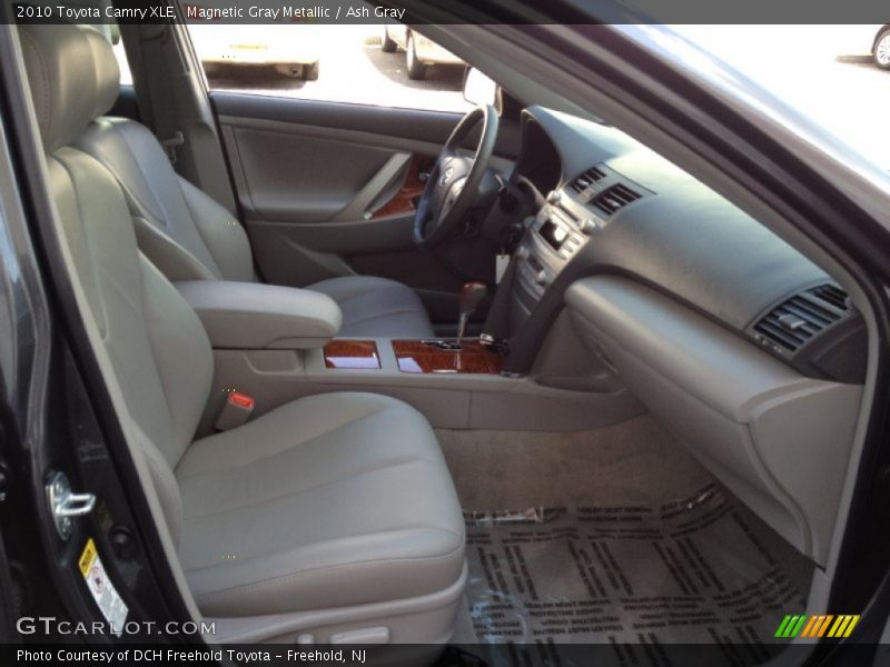 Magnetic Gray Metallic / Ash Gray 2010 Toyota Camry XLE