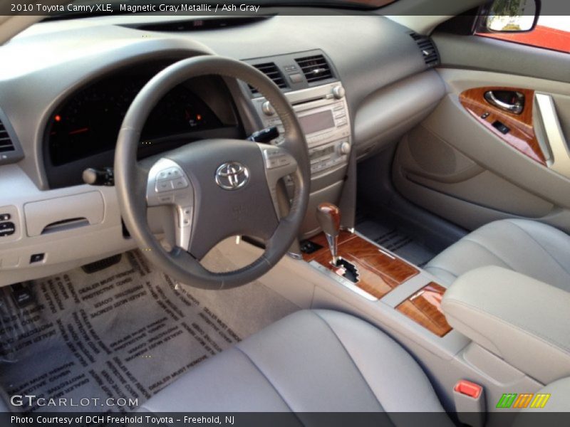 Magnetic Gray Metallic / Ash Gray 2010 Toyota Camry XLE