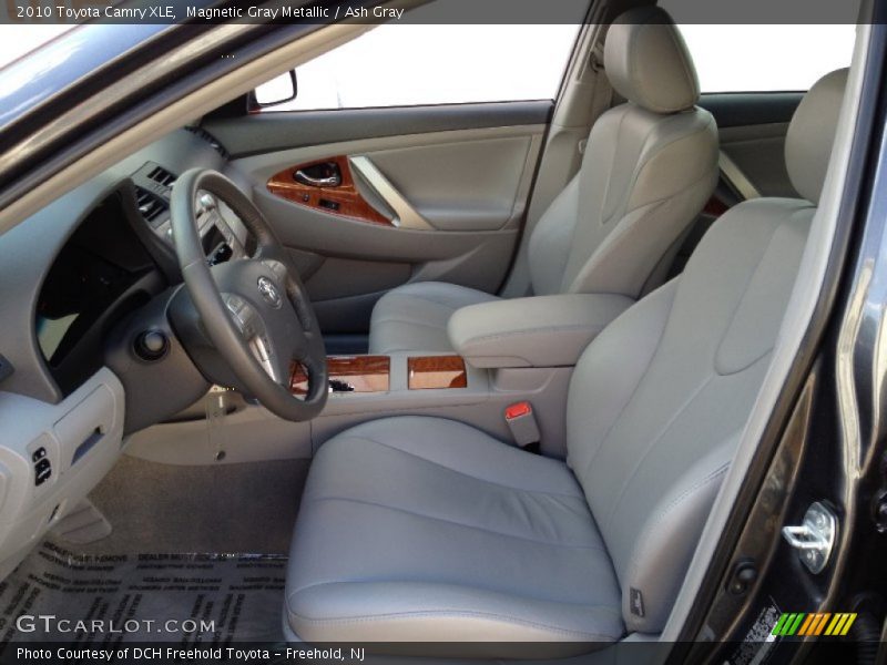 Magnetic Gray Metallic / Ash Gray 2010 Toyota Camry XLE