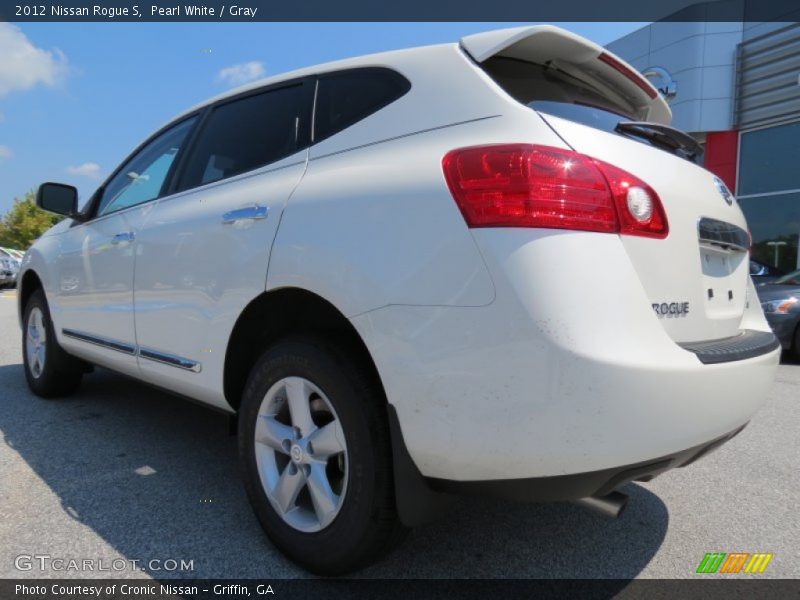 Pearl White / Gray 2012 Nissan Rogue S