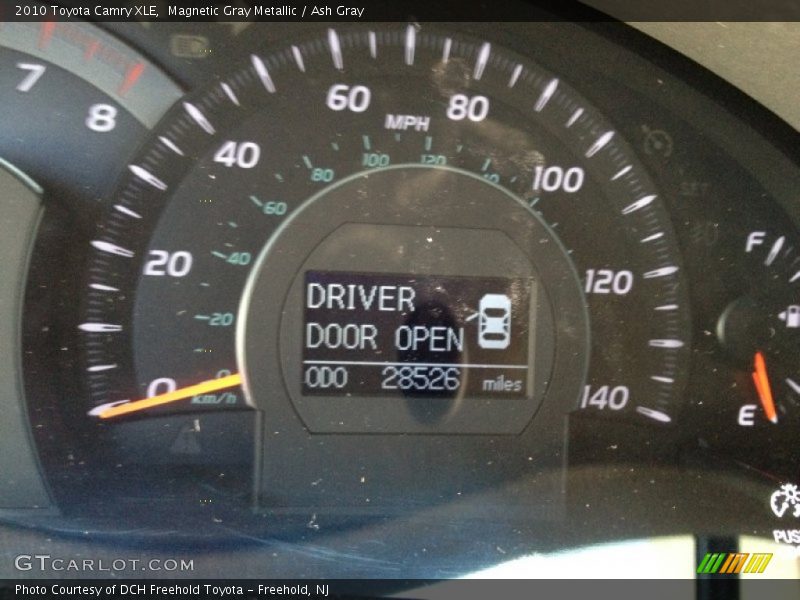 Magnetic Gray Metallic / Ash Gray 2010 Toyota Camry XLE