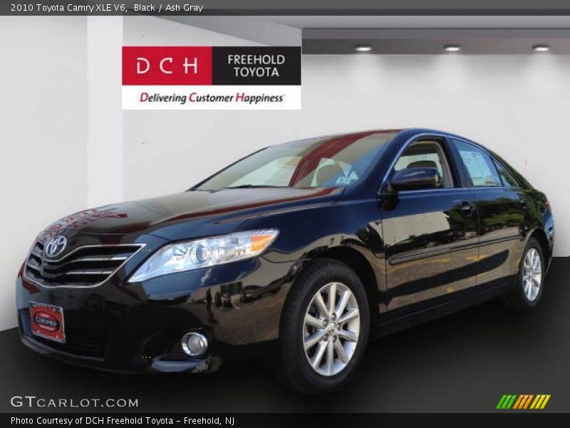 Black / Ash Gray 2010 Toyota Camry XLE V6