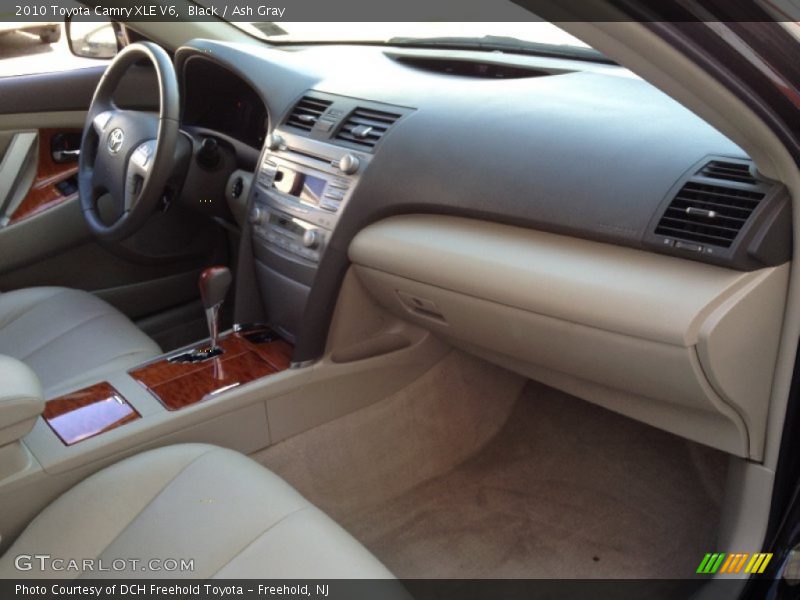 Black / Ash Gray 2010 Toyota Camry XLE V6