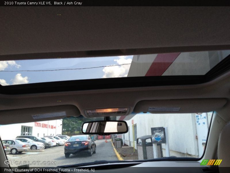 Black / Ash Gray 2010 Toyota Camry XLE V6
