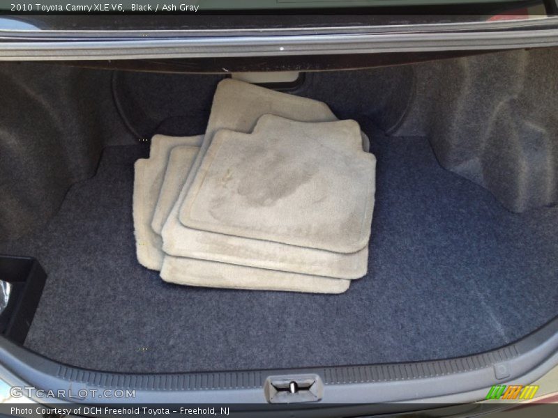 Black / Ash Gray 2010 Toyota Camry XLE V6