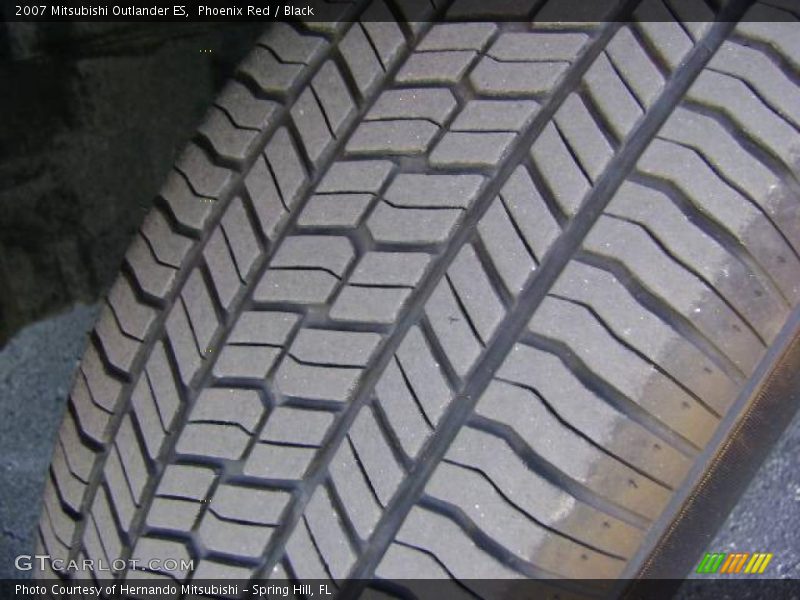 Phoenix Red / Black 2007 Mitsubishi Outlander ES