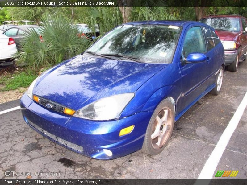 Front 3/4 View of 2003 Focus SVT Coupe