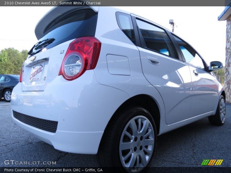 Summit White / Charcoal 2010 Chevrolet Aveo Aveo5 LT