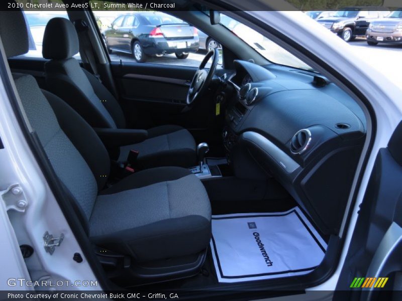 Summit White / Charcoal 2010 Chevrolet Aveo Aveo5 LT