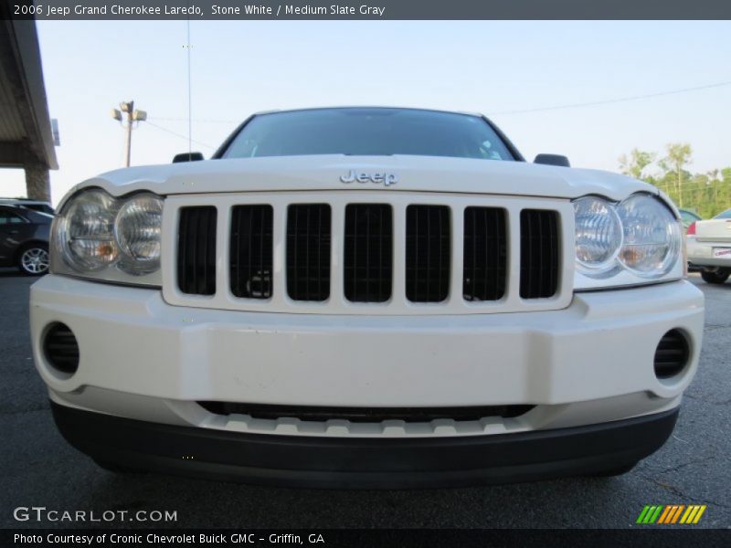 Stone White / Medium Slate Gray 2006 Jeep Grand Cherokee Laredo