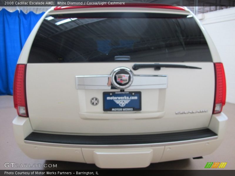 White Diamond / Cocoa/Light Cashmere 2008 Cadillac Escalade AWD